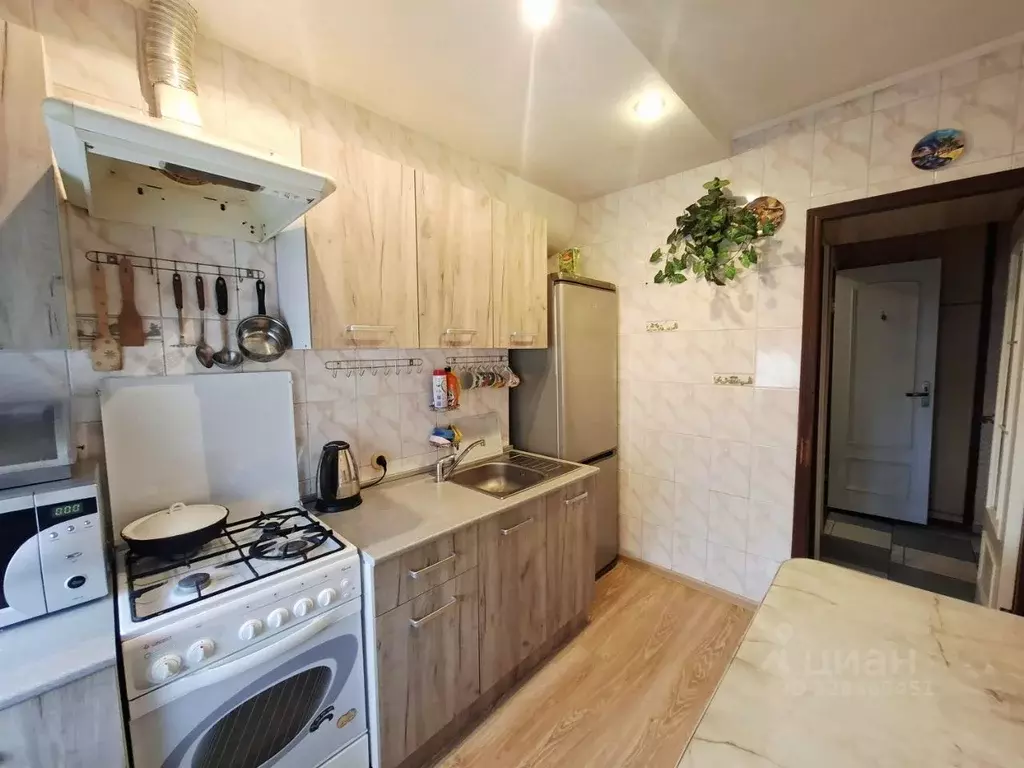 Комната Саратовская область, Саратов Рабочая ул., 70/82 (12.0 м) - Фото 2