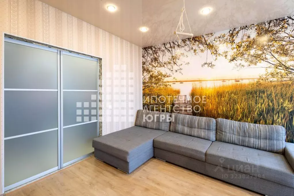 2-к кв. Ханты-Мансийский АО, Ханты-Мансийск Югорская ул., 14к4 (79.0 ... - Фото 2