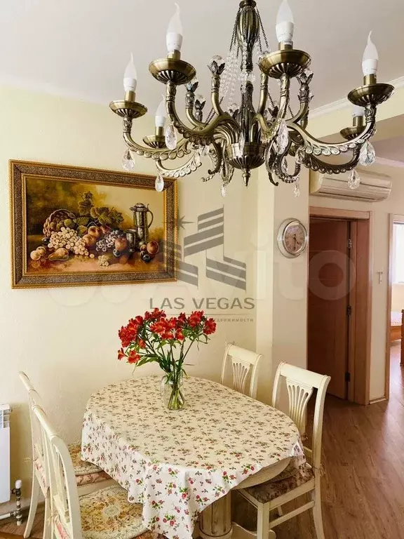 3-к. квартира, 100 м, 1/3 эт. - Фото 1