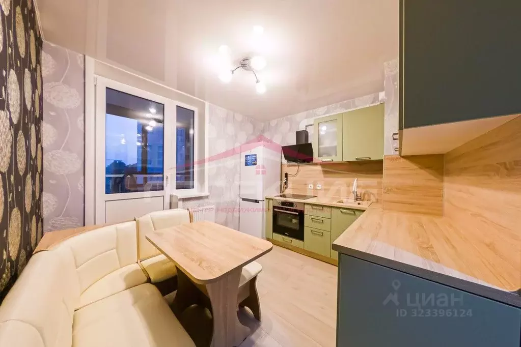 2-к кв. Свердловская область, Екатеринбург ул. Старых Большевиков, 3В ... - Фото 2