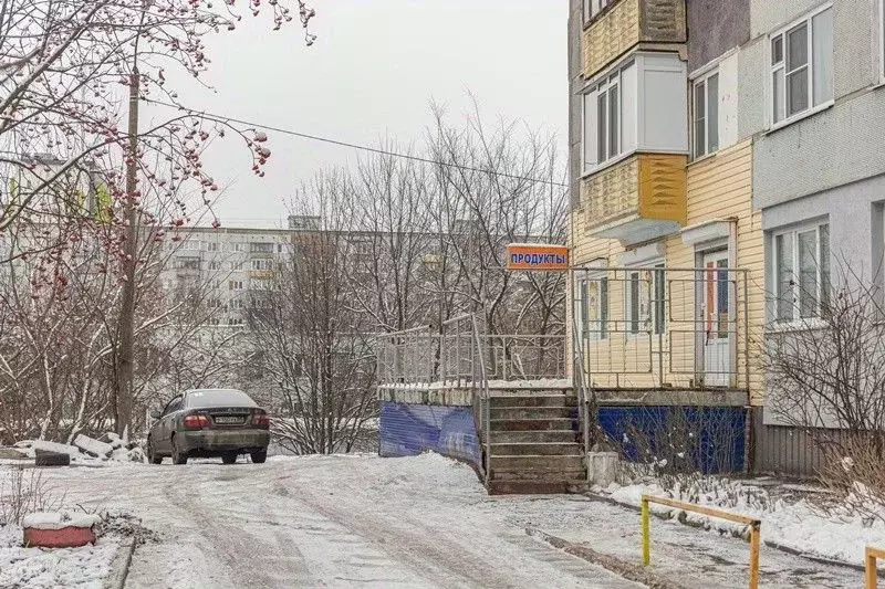 Помещение свободного назначения в Пензенская область, Пенза Ладожская ... - Фото 0