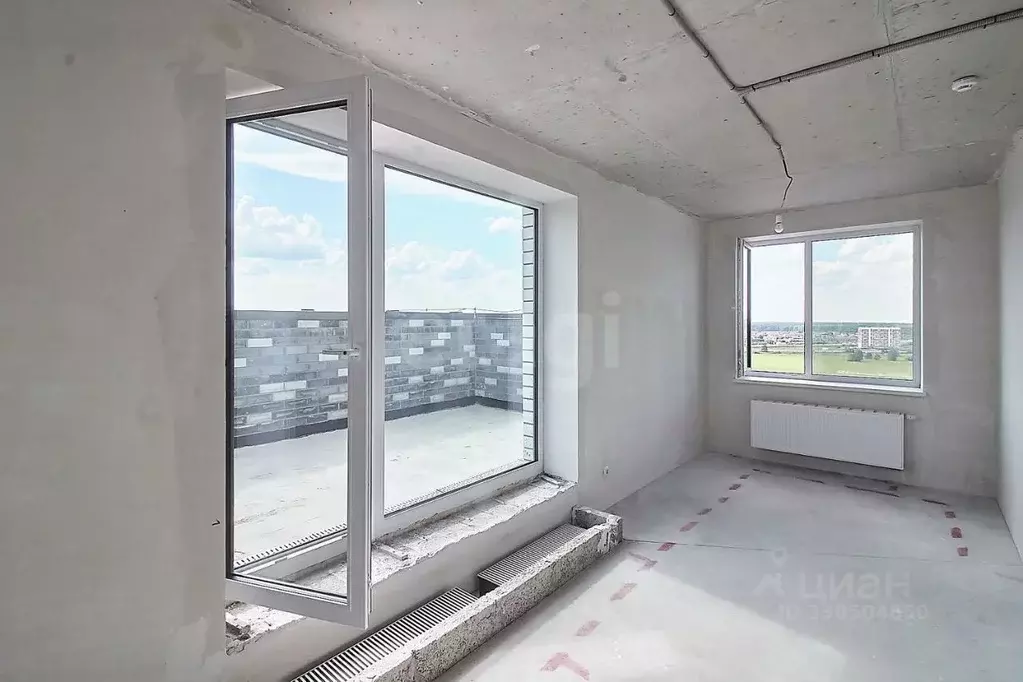 2-к кв. Тюменская область, Тюмень ул. Новоселов, 102 (78.0 м) - Фото 1