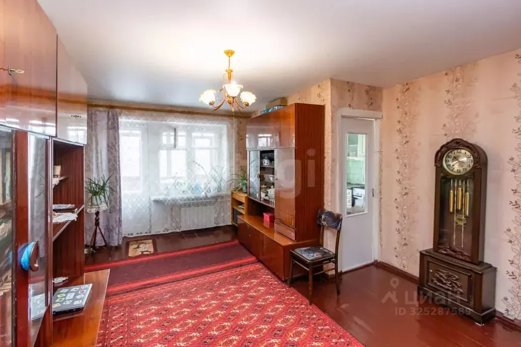 3-к кв. Тюменская область, Тюмень ул. Декабристов, 154 (56.0 м) - Фото 1