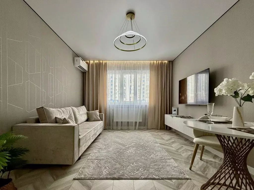 1-к кв. Оренбургская область, Оренбург просп. Победы, 157/3 (45.0 м) - Фото 0