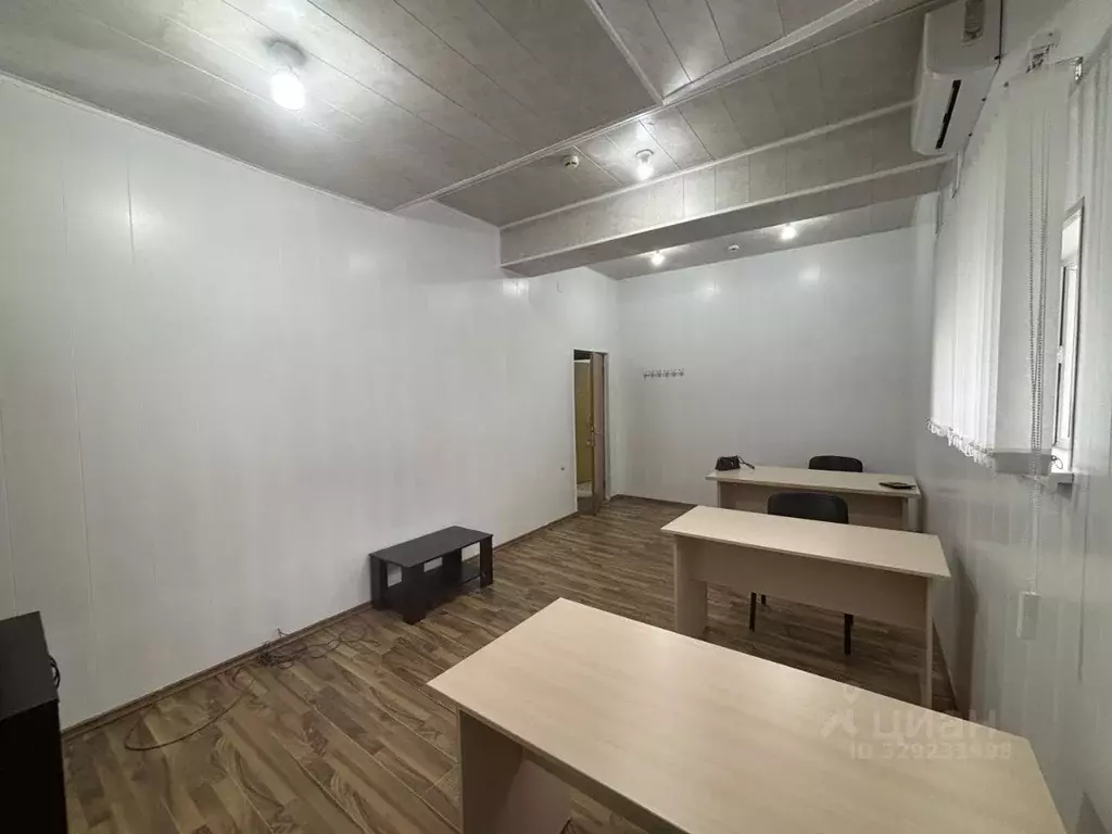 Офис в Дагестан, Махачкала ул. Коркмасова, 45 (25 м) - Фото 2