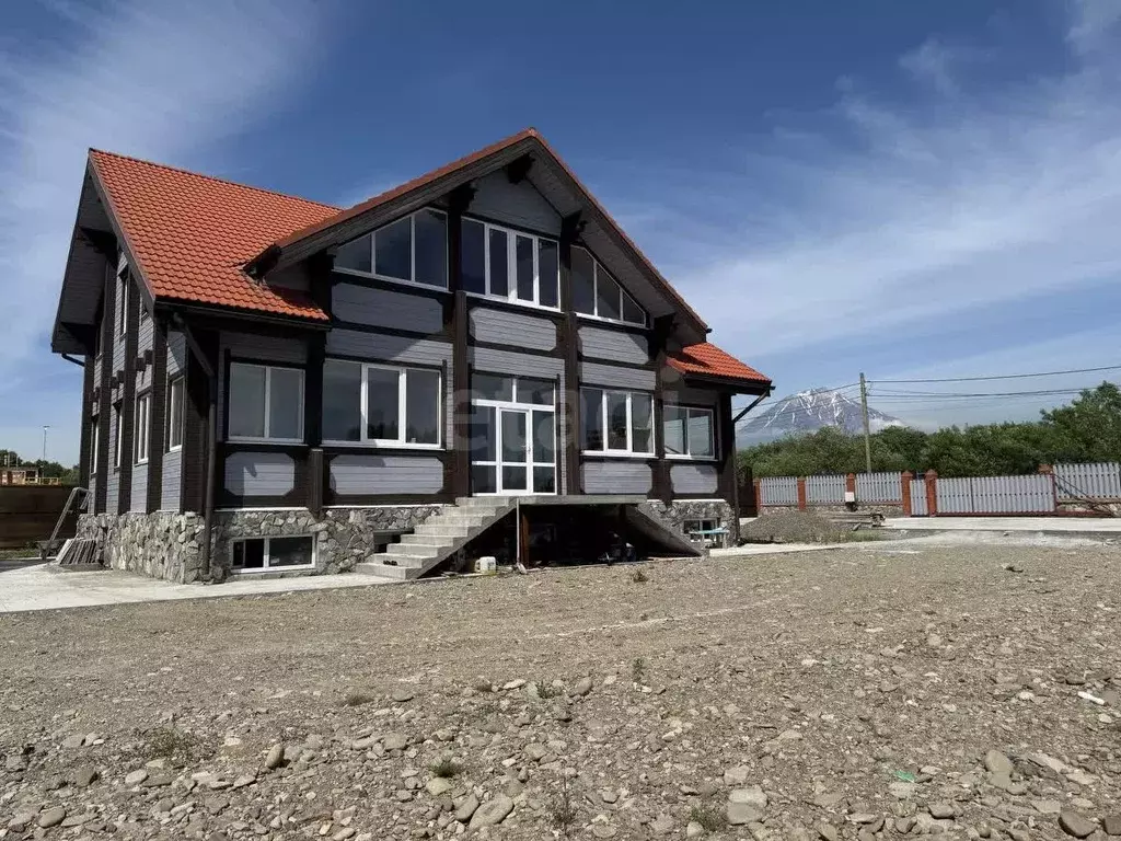 Дом в Камчатский край, Елизовский муниципальный округ, пос. Двуречье ... - Фото 1