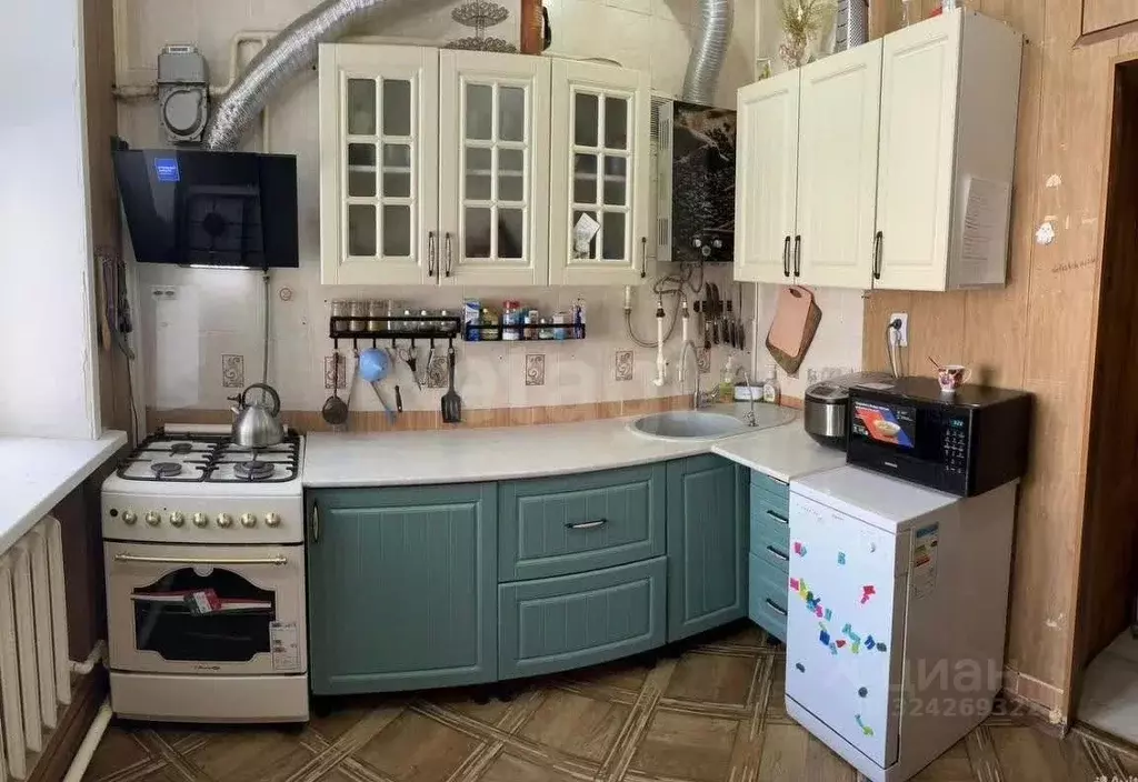 3-к кв. Астраханская область, Астрахань пос. Советский, пер. 9-й, 13 ... - Фото 2