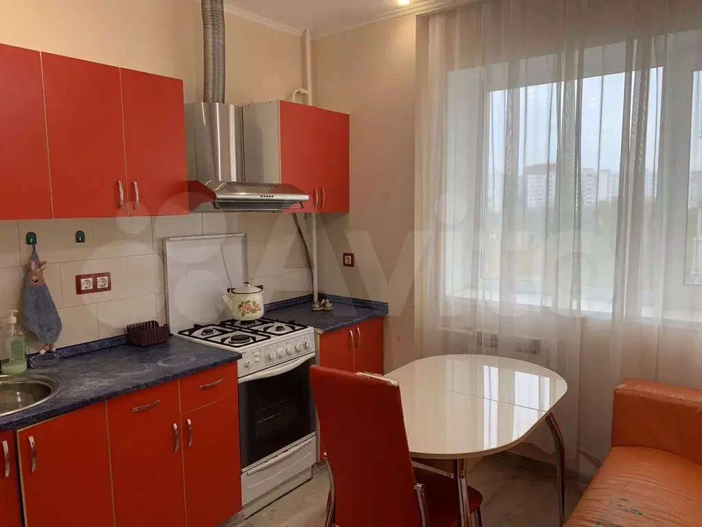 1-к. квартира, 38 м, 4/10 эт. - Фото 0