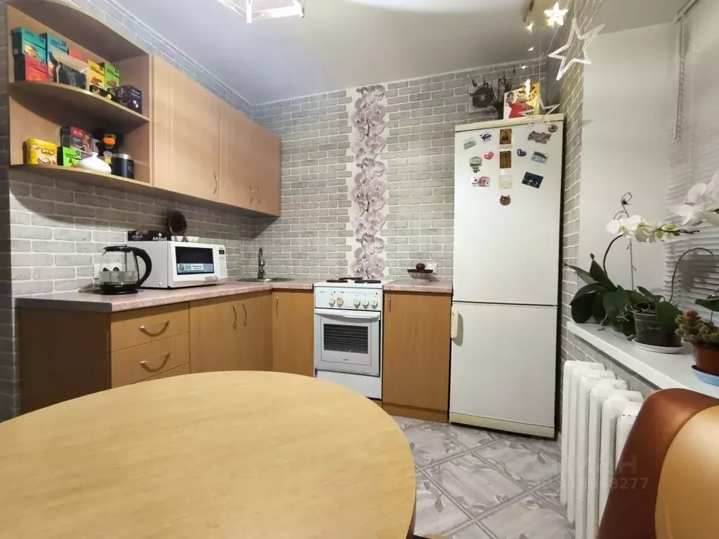 2-к кв. Кемеровская область, Таштагол ул. Ленина, 14 (42.0 м) - Фото 0