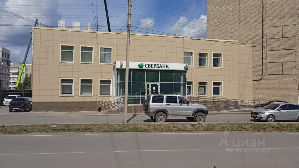 Офис в Свердловская область, Ирбит ул. Елизарьевых, 28Б (70 м) - Фото 1