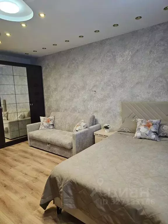 2-к кв. Коми, Ухта наб. Газовиков, 4/2 (70.0 м) - Фото 1