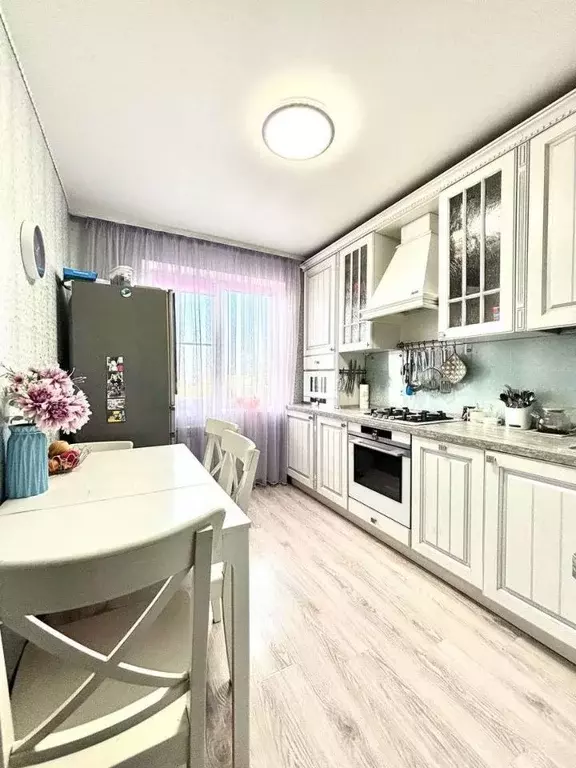 3-к кв. Белгородская область, Белгород ул. Губкина, 39 (60.8 м) - Фото 1