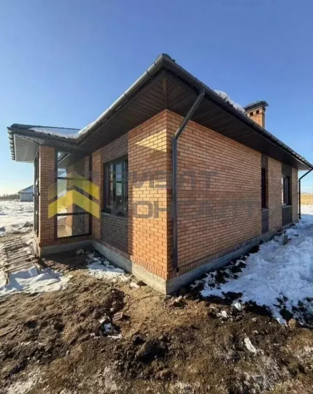 Дом в Омская область, Омский район, Магистральное с/пос, Деревня ... - Фото 1