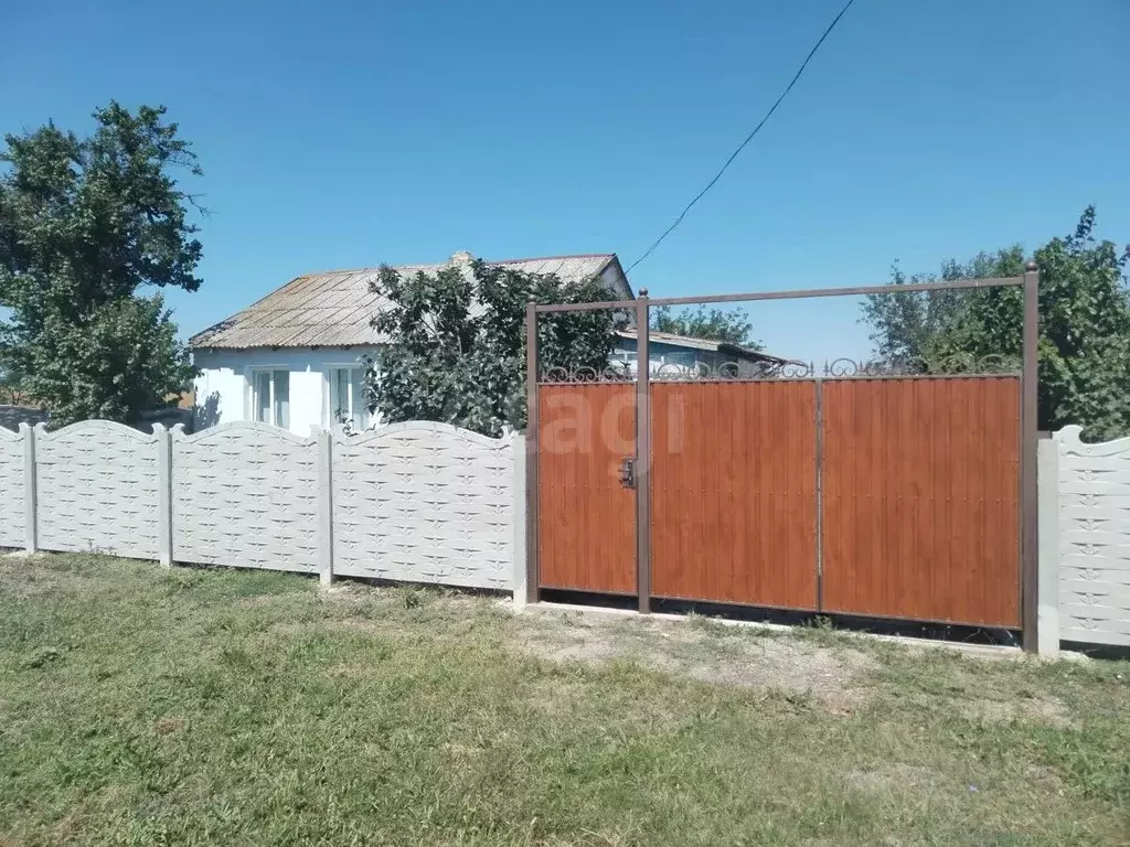 Дом в Крым, Ленинский район, с. Семисотка ул. Юбилейная (43 м) - Фото 1