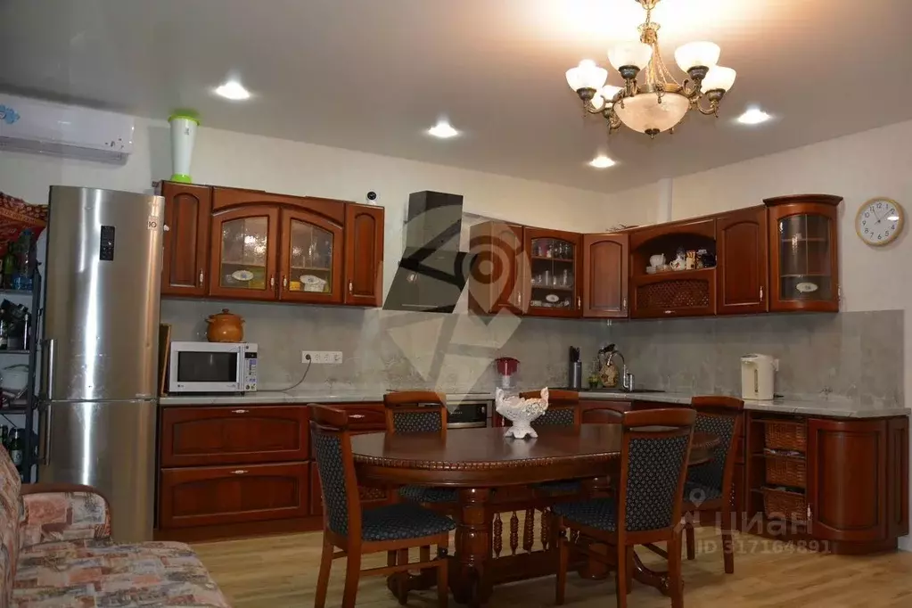 3-к кв. Белгородская область, Старый Оскол Степной мкр, 5 (98.0 м) - Фото 1