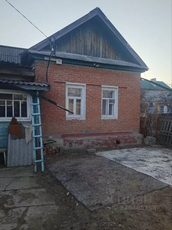 Дом в Саратовская область, Энгельс Лесопильная ул., 96 (50 м) - Фото 2