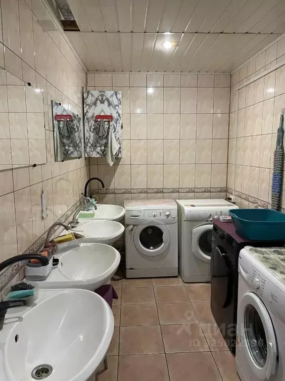 Комната Псковская область, Псков ул. Металлистов, 5 (17.0 м) - Фото 2