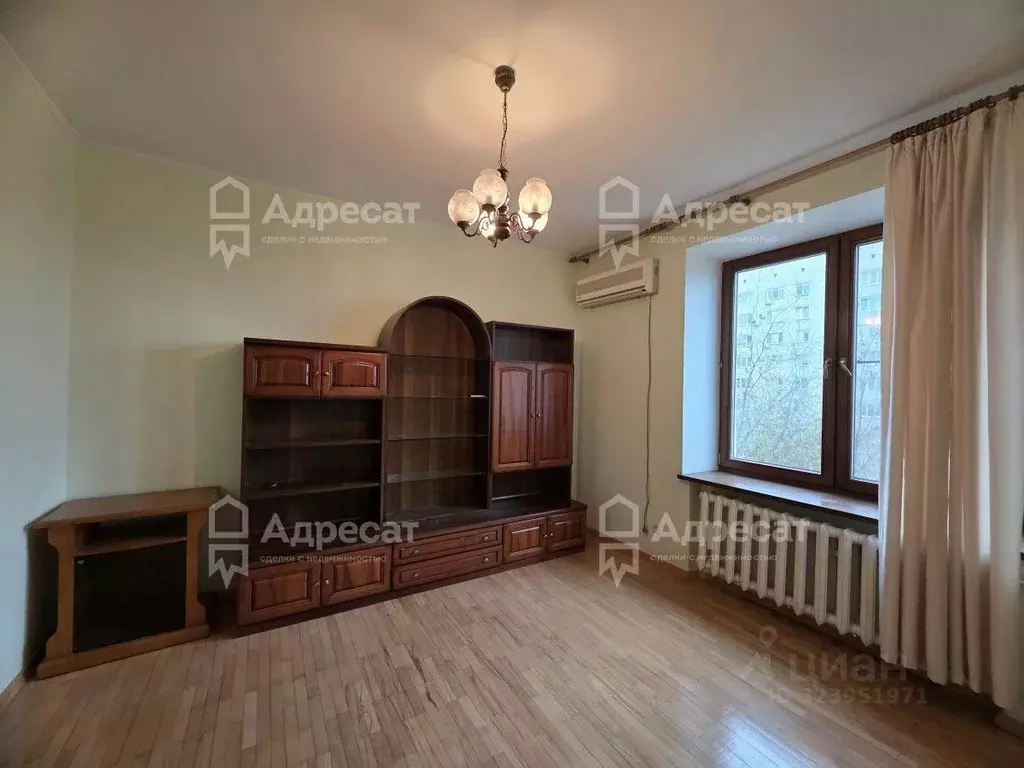 3-к кв. Волгоградская область, Волгоград просп. Имени В.И. Ленина, 20 ... - Фото 1