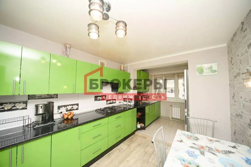 3-к кв. Севастополь ул. Колобова, 23 (88.2 м) - Фото 1