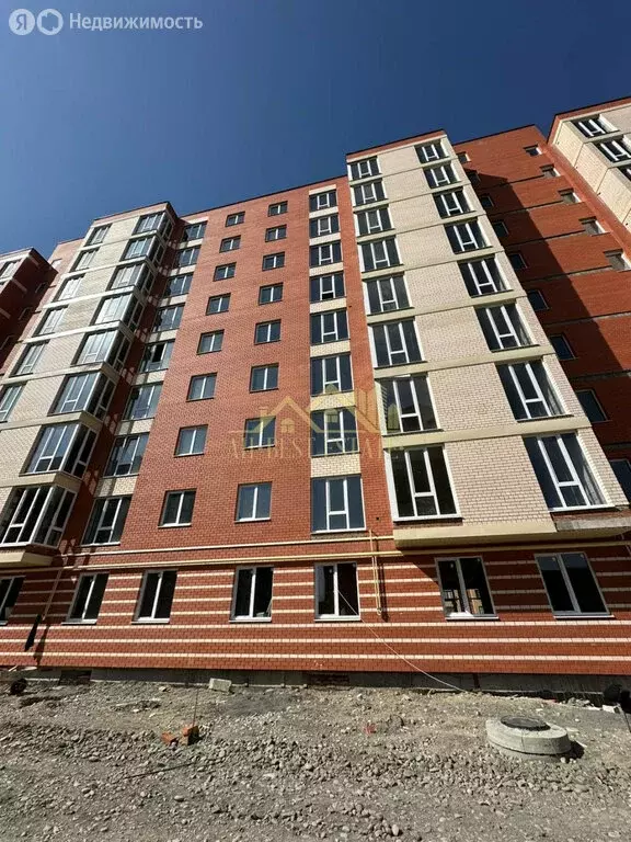 2-комнатная квартира: Владикавказ, улица Курсантов-Кировцев, 4А (67 м) - Фото 0