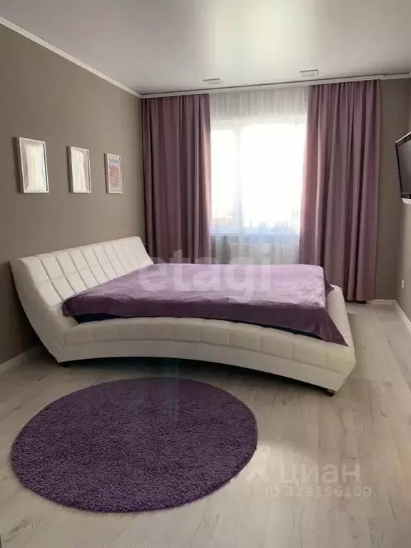 1-к кв. Тюменская область, Тюмень ул. Федюнинского, 64к1 (48.8 м) - Фото 1