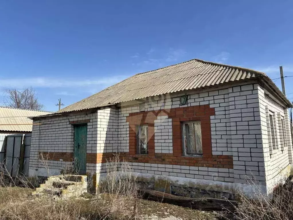 Дом в Белгородская область, Старооскольский городской округ, с. ... - Фото 0