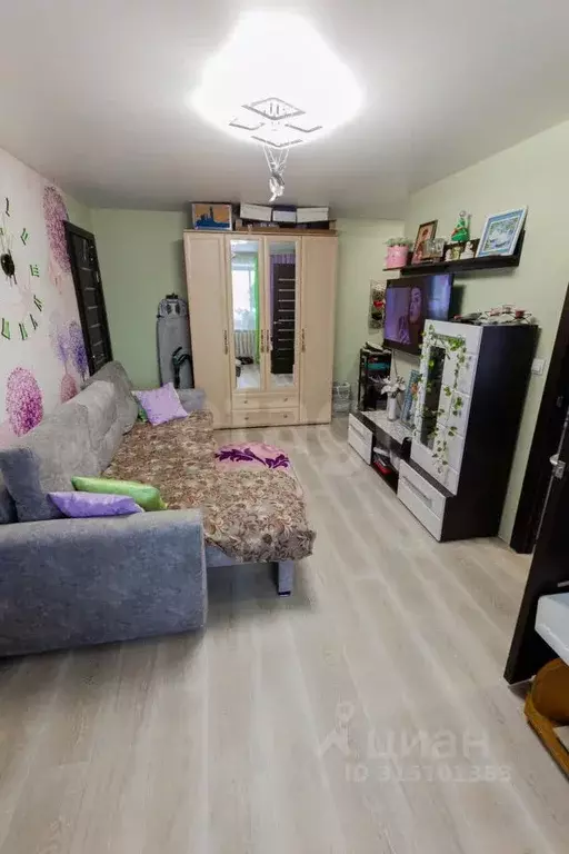 2-к кв. Коми, Ухта Октябрьская ул., 27 (43.3 м) - Фото 0