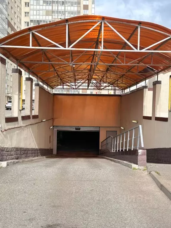 Гараж в Ленинградская область, Мурино Всеволожский район, аллея ... - Фото 1