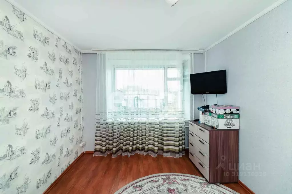 3-к кв. Ханты-Мансийский АО, Ханты-Мансийск Пионерская ул., 9 (75.7 м) - Фото 0
