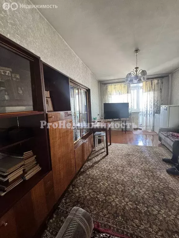 3-комнатная квартира: Кызыл, улица Ленина, 58 (58 м) - Фото 0