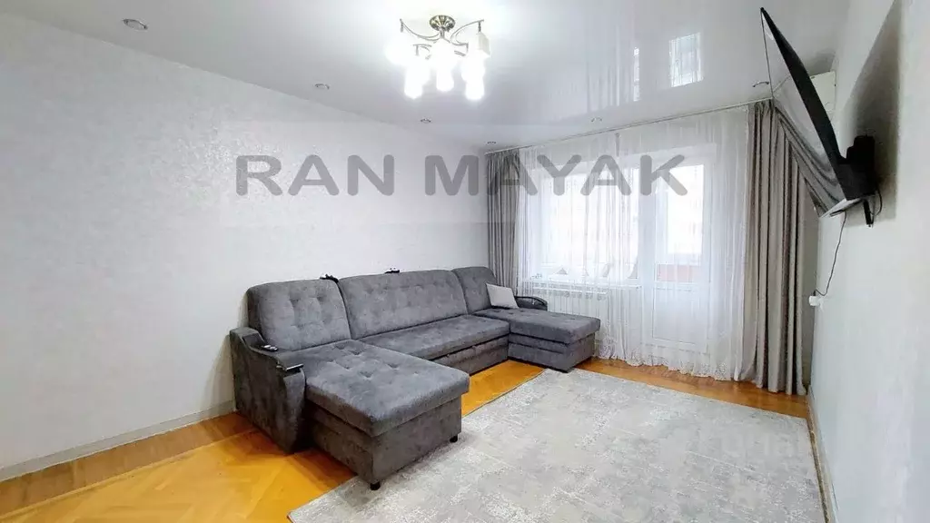 2-к кв. Адыгея, Майкоп ул. 12 Марта, 144К2 (53.0 м) - Фото 1