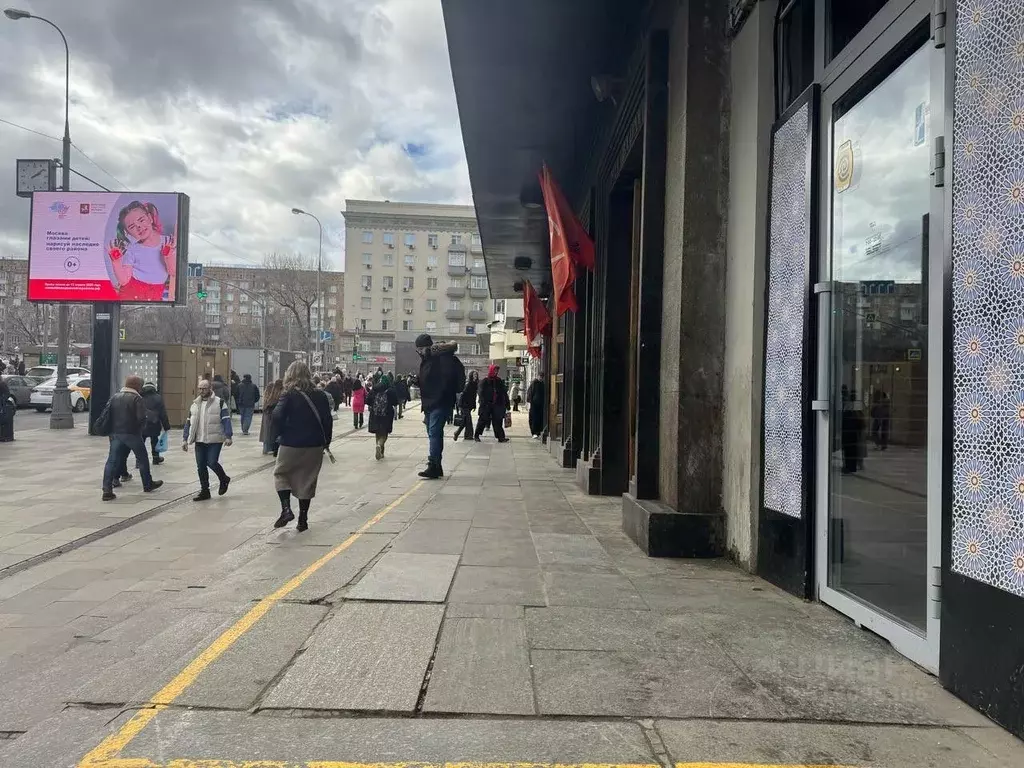 Торговая площадь в Москва ул. Земляной Вал, 27С2 (10 м) - Фото 1
