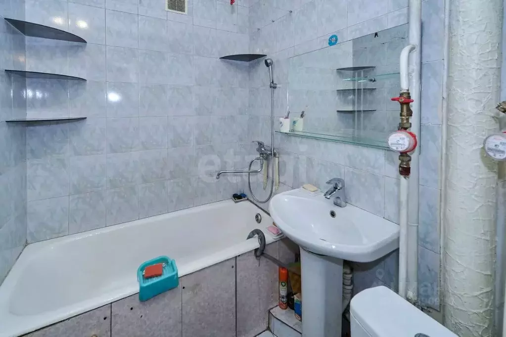 2-к кв. Кемеровская область, Кемерово Красная ул., 13 (44.7 м) - Фото 1