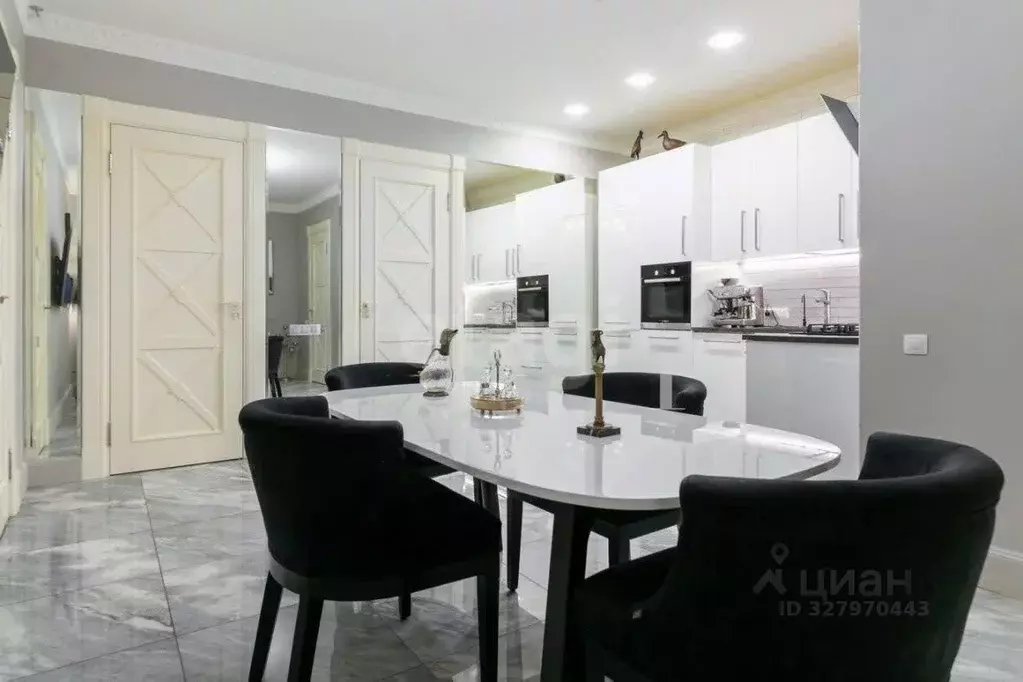 3-к кв. Санкт-Петербург Большая Пушкарская ул., 54 (106.0 м) - Фото 1