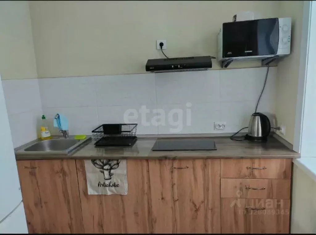 Студия Сахалинская область, Южно-Сахалинск ул. Ленина, 295 (30.0 м) - Фото 1