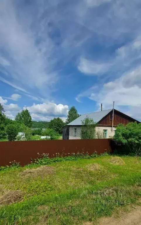 Дом в Пермский край, Очерский муниципальный округ, д. Бурдята  (30 м) - Фото 0