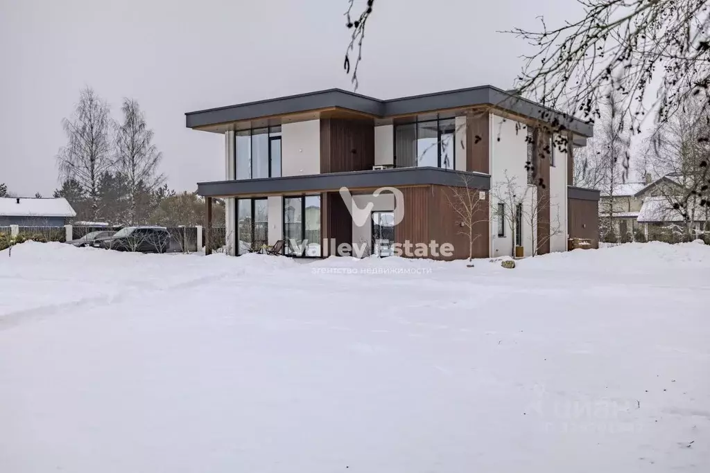 Дом в Ленинградская область, Всеволожск ул. Матвеевская, 16 (608 м) - Фото 1