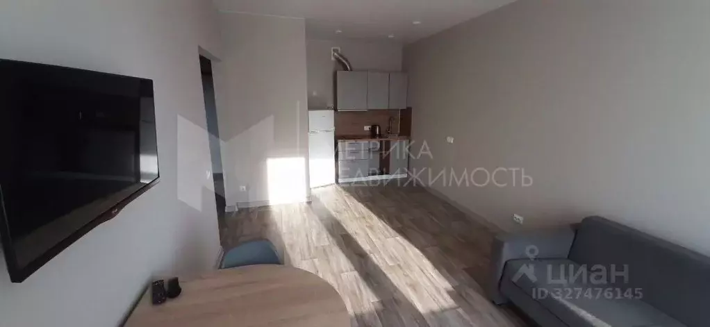 1-к кв. Тюменская область, Тюмень ул. Вьюжная, 15 (40.0 м) - Фото 1