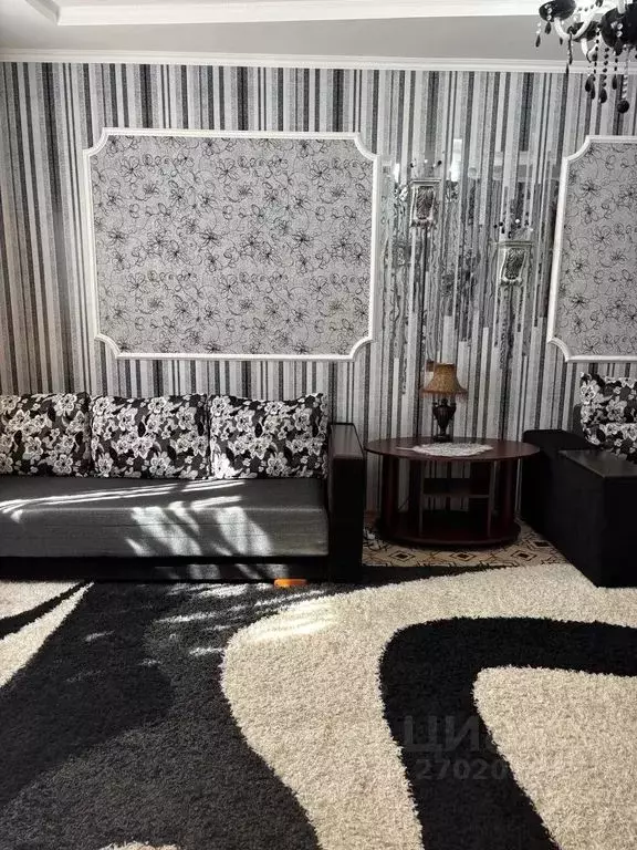 Дом в Крым, Алушта ул. Карла Маркса, 4 (50 м) - Фото 1