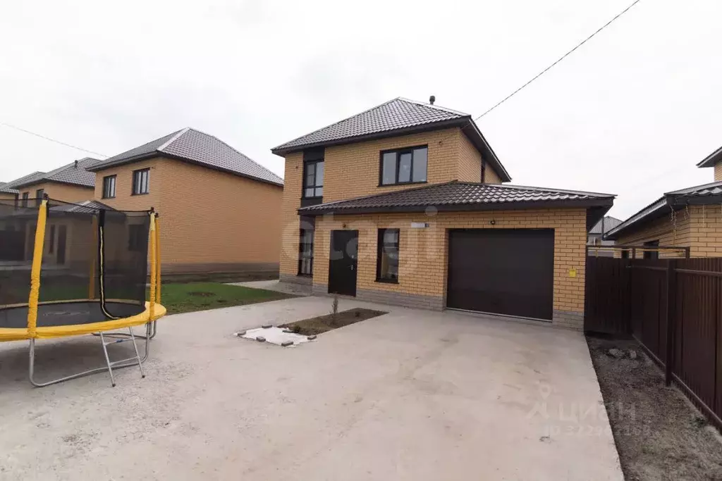 Дом в Алтайский край, Барнаул ул. Анисовая (130 м) - Фото 0