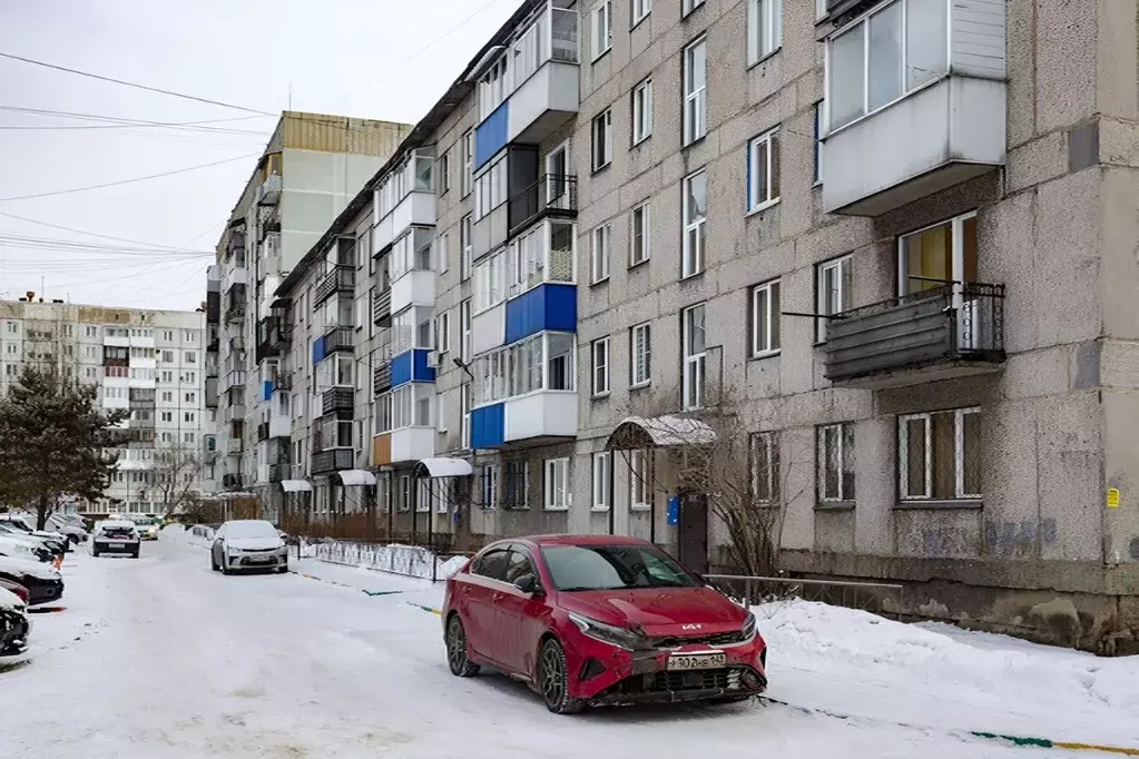 2-к кв. Кемеровская область, Новокузнецк ул. Батюшкова, 17 (47.0 м) - Фото 1