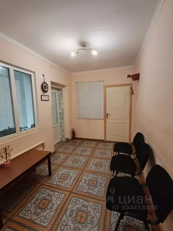 Помещение свободного назначения в Курская область, Фатеж ул. Карла ... - Фото 1