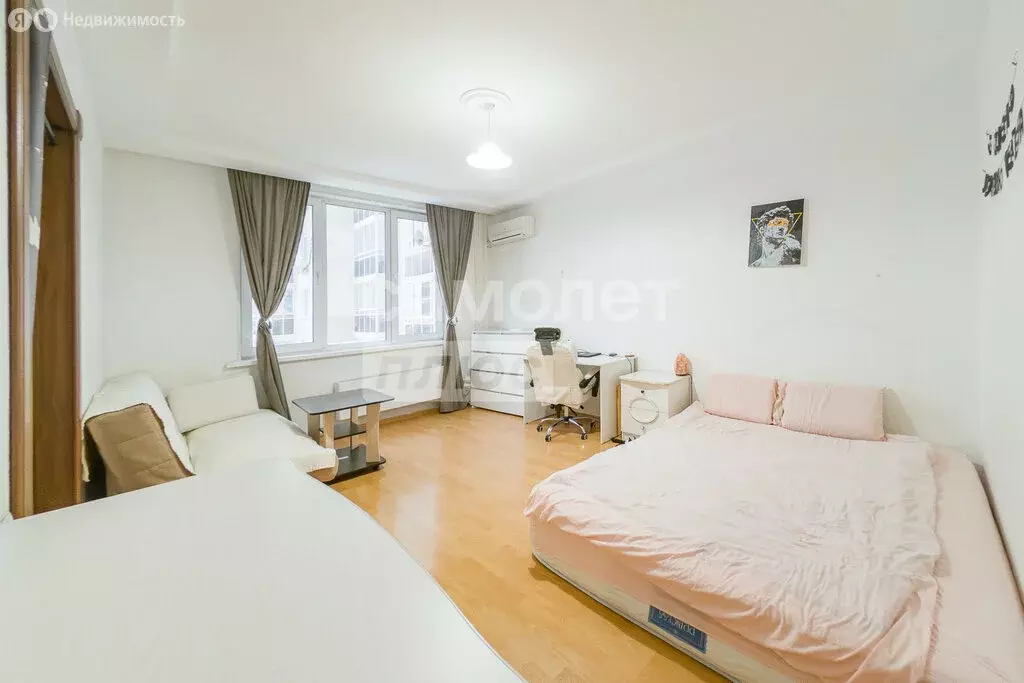 1-комнатная квартира: Екатеринбург, улица Старых Большевиков, 3 (46 м) - Фото 1