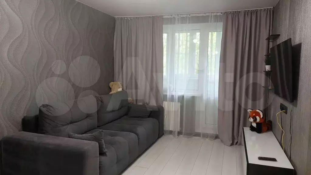 2-к. квартира, 43 м, 1/9 эт. - Фото 0