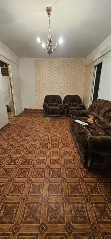 4-к кв. Красноярский край, Красноярск ул. Мичурина, 23 (58.3 м) - Фото 0