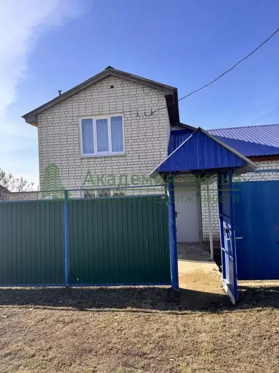 Дом в Саратовская область, Татищевский район, Вязовское муниципальное ... - Фото 1