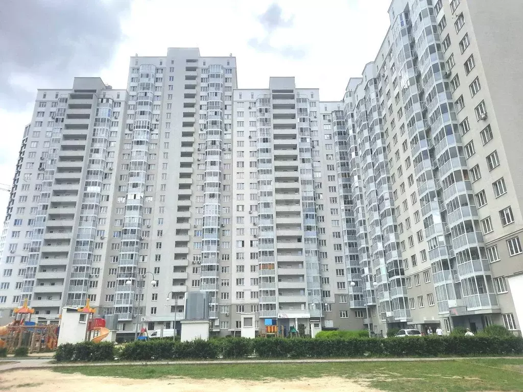 1-к. квартира, 40 м, 10/19 эт. - Фото 0