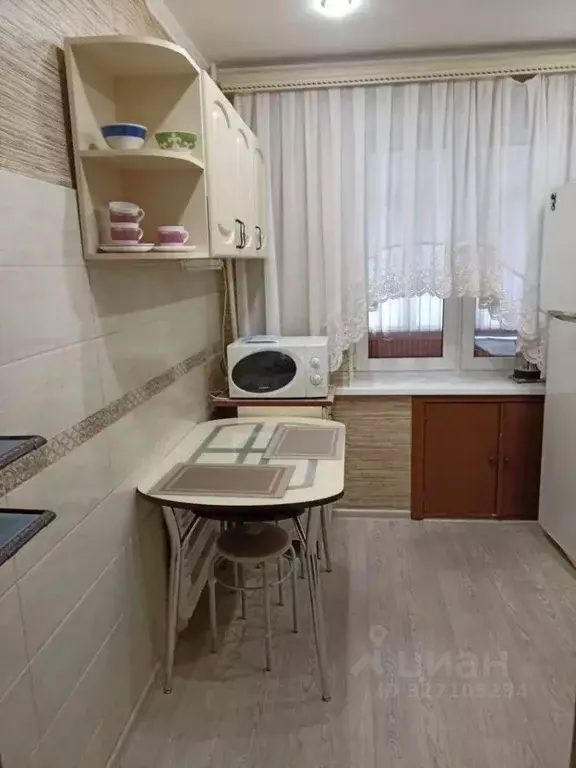 3-к кв. Саратовская область, Саратов ул. Большая Казачья, 53/57 (63.0 ... - Фото 1