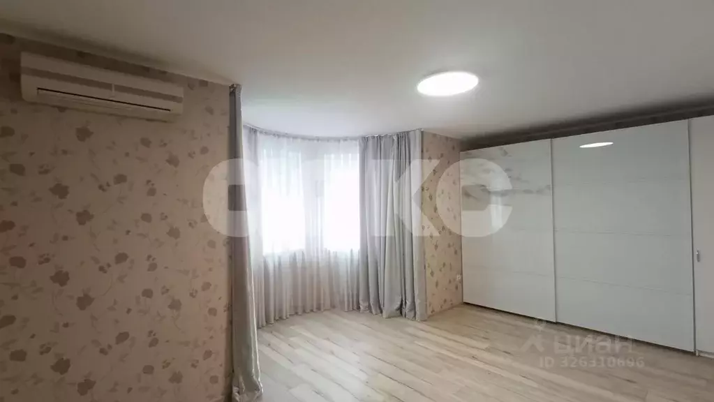 1-к кв. Краснодарский край, Горячий Ключ ул. Ленина, 211В (48.9 м) - Фото 1