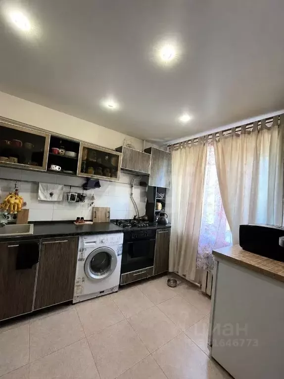3-к кв. Чувашия, Ядрин ул. 50 лет Октября, 86 (62.49 м) - Фото 1